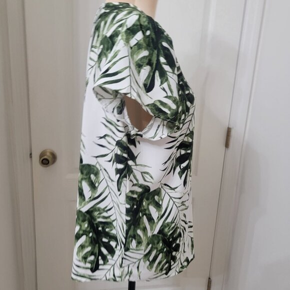 Hilary Radley Size L White with Green Palm Leaf Pattern V Neck Blouse - Picture 5 of 12